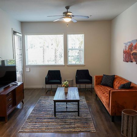 לוס אנג'לס Lux 2 Bedroom In Woodland Hills מראה חיצוני תמונה