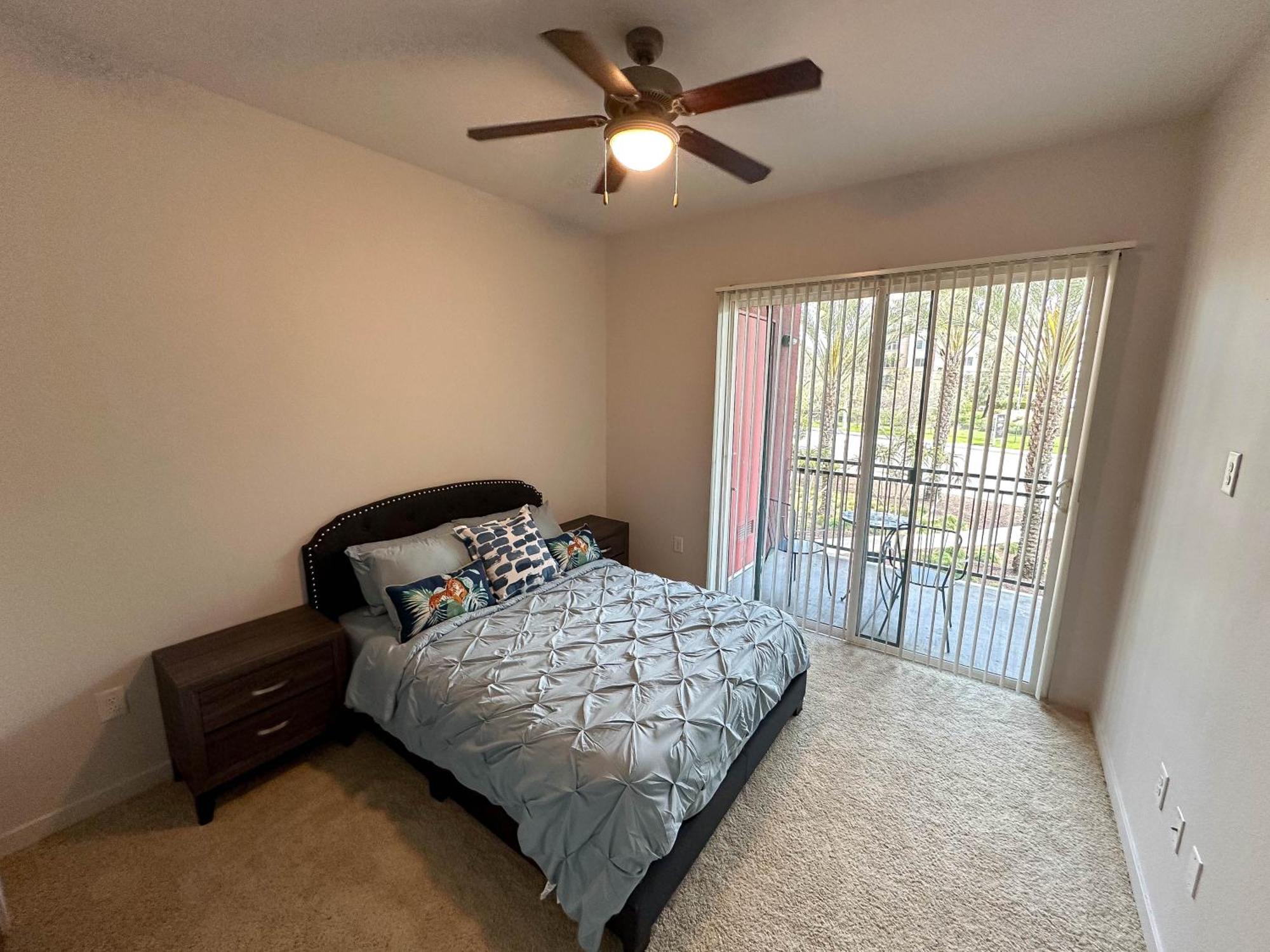 לוס אנג'לס Lux 2 Bedroom In Woodland Hills מראה חיצוני תמונה